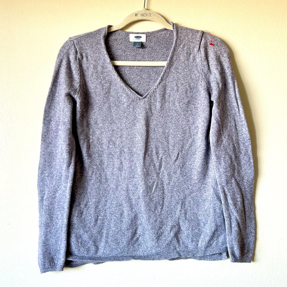 NWT Old Navy Small Gray Cotton Blend V Neck Sweater Top Fall Winter Spring Comfy